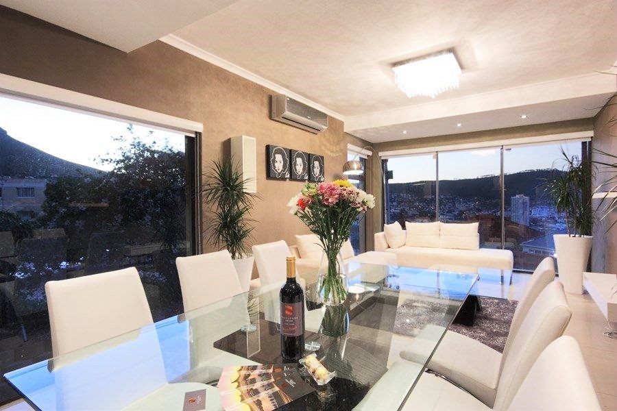 To Let 2 Bedroom Property for Rent in Vredehoek Western Cape